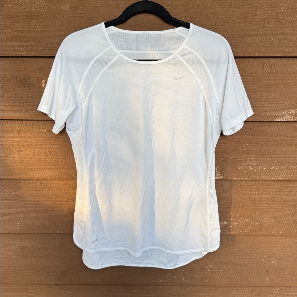 Nike White Short Sleeve Women’s Tee size Large
